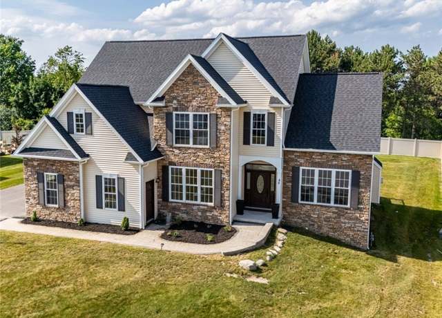 Property at 48 Nature Vw, Pittsford, NY 14534, 5 beds, 3 baths