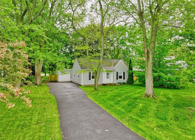 Property at 35 Daytona Ave, Penfield, NY 14580, 3 beds, 1 bath