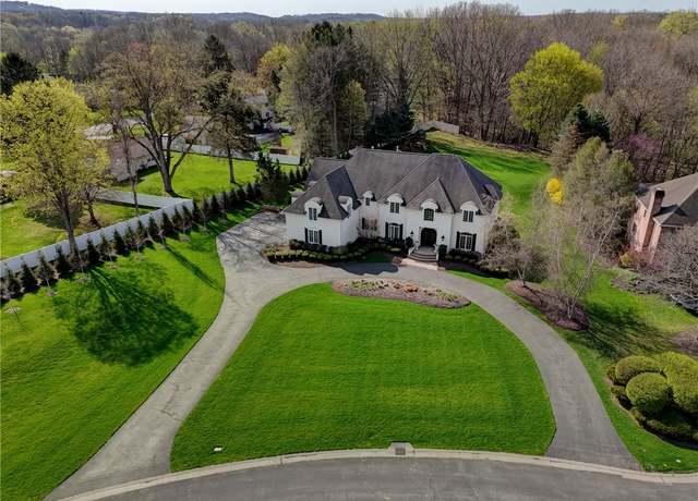 Property at 4 Windscape Park, Pittsford, NY 14534, 6 beds, 5.5 baths