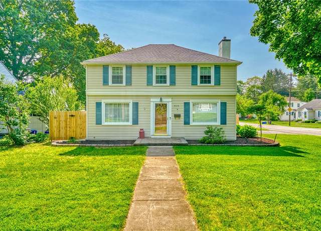 Property at 910 Roosevelt Rd, East Rochester, NY 14445, 3 beds, 1.5 baths