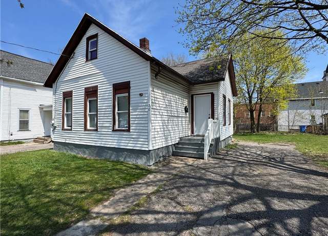 Property at 120 3rd St, Rochester, NY 14605, 3 beds, 1 bath