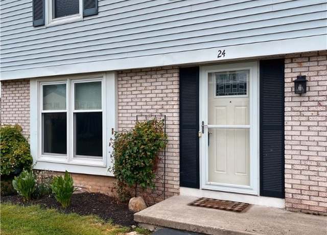 Property at 24 Springwood Dr, Webster, NY 14580, 2 beds, 1.5 baths