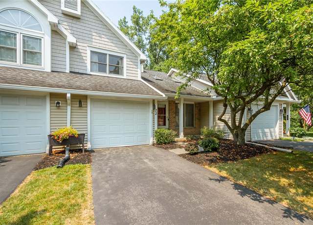 Property at 22 Running Creek Cir, Henrietta, NY 14623, 2 beds, 1.5 baths