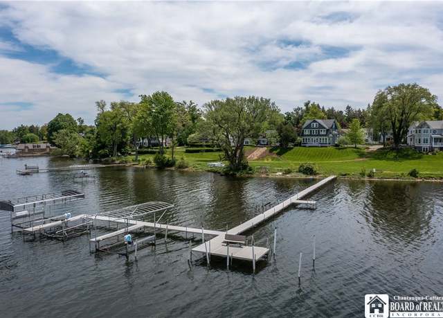 Property at 7 Sunset Ave, Busti, NY 14750, 5 beds, 4 baths
