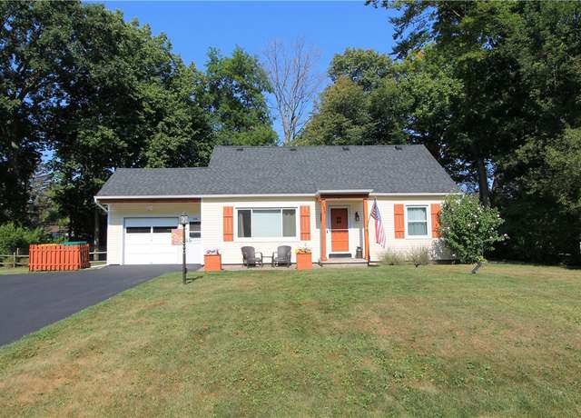 Property at 135 Colony Ln, Henrietta, NY 14623, 4 beds, 2 baths