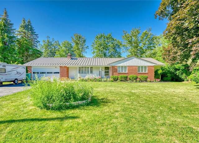 Property at 1019 Hinchey Rd, Gates, NY 14624, 3 beds, 2 baths