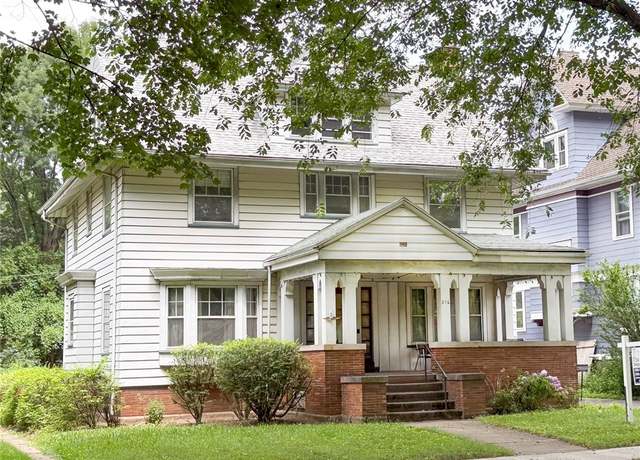 Property at 276 Seneca Pkwy, Rochester, NY 14613, 4 beds, 1.5 baths