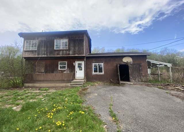 Property at 582 Curran Rd, Manchester, NY 14548, 4 beds, 2 baths