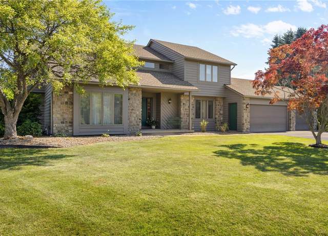Property at 10 Valley Park Cir, Parma, NY 14559, 4 beds, 2.5 baths