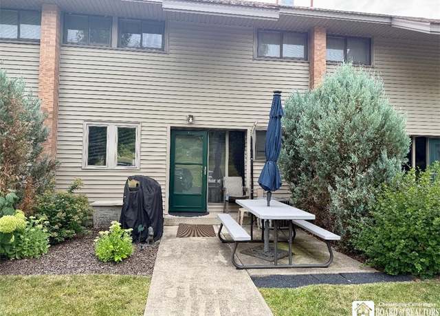 Property at 4 Mohawk Dr, Chautauqua, NY 14728, 3 beds, 2.5 baths