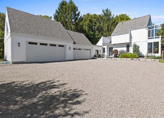 Property at 5082 Foster Rd, Canandaigua Town, NY 14424, 2 beds, 3 baths