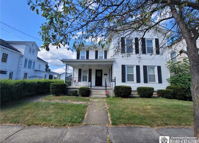 Property at 114 Kidder St, Jamestown, NY 14701, 3 beds, 2 baths