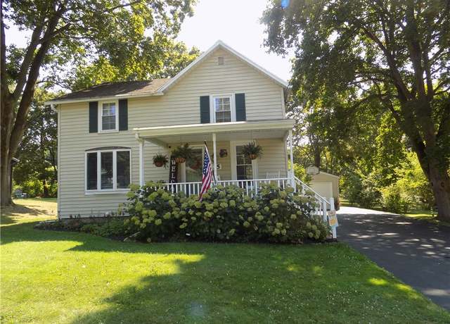 Property at 135 Reed St, Avon, NY 14414, 3 beds, 1.5 baths