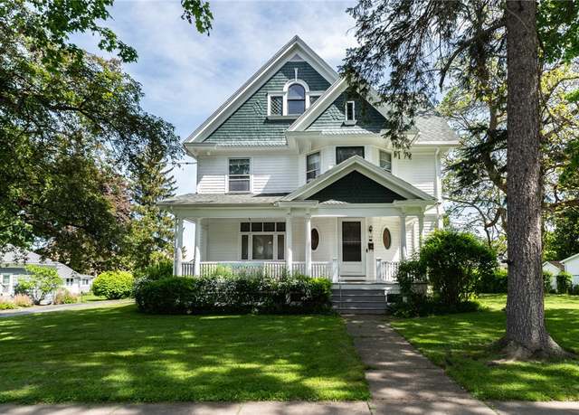 Property at 43 W Court St, Warsaw, NY 14569, 4 beds, 1.5 baths