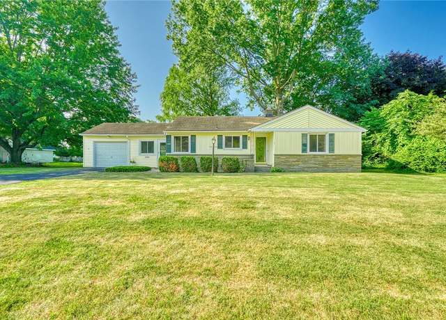 Property at 1201 Titus Ave, Irondequoit, NY 14617, 2 beds, 1.5 baths