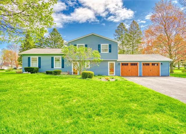 Property at 743 Eastwood Cir, Webster, NY 14580, 4 beds, 2.5 baths