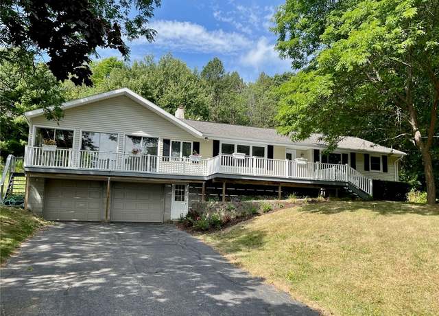 Property at 5024 Seneca Pt, Canandaigua Town, NY 14424, 3 beds, 2.5 baths