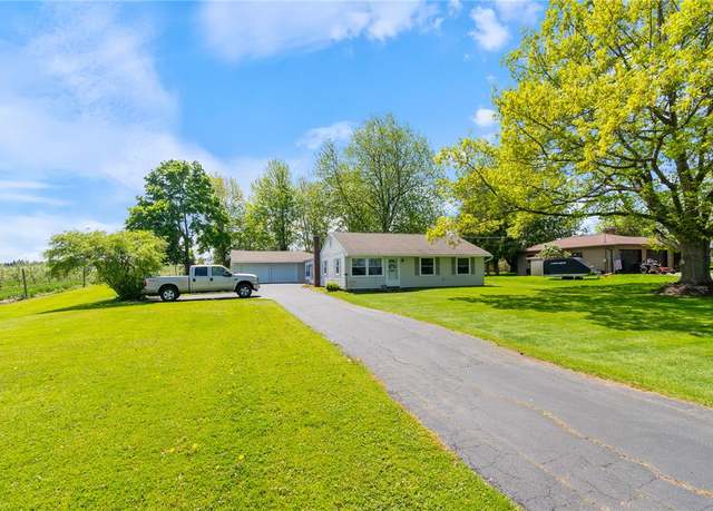 Property at 2600 Lake Rd, Ontario, NY 14519, 3 beds, 1 bath