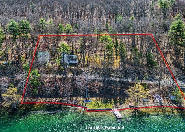 Property at 11196 E Lake Rd Rd, Wayne, NY 14840, 3 beds, 1 bath