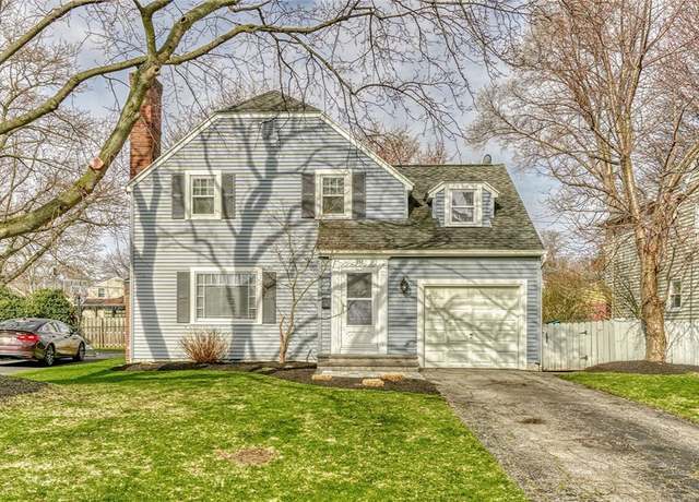 Property at 251 Briarwood Dr, Irondequoit, NY 14617, 3 beds, 1 bath