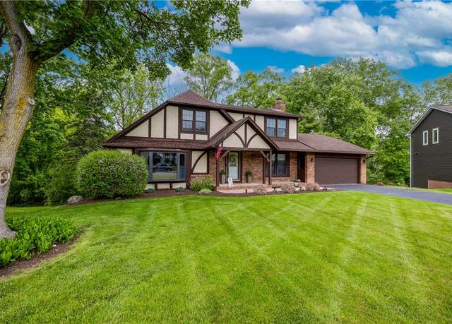 Property at 32 Black Mallard Cir, Perinton, NY 14450, 3 beds, 3.5 baths
