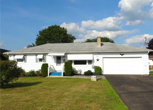 Property at 18 Crestview Dr W, Southport, NY 14871, 2 beds, 1 bath