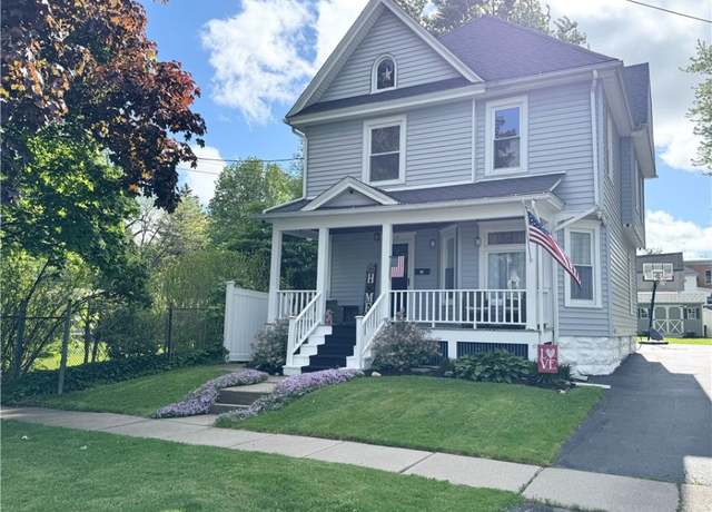 Property at 7 Macdougall St, Auburn, NY 13021, 3 beds, 1 bath