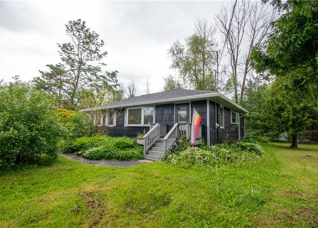 Property at 302 W High St, Geneva City, NY 14456, 2 beds, 1 bath