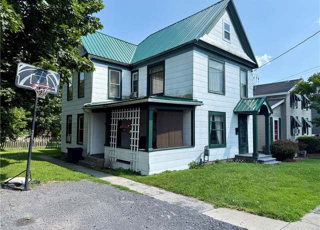 Property at 8 Church St, Waterloo, NY 13165, 3 beds, 1 bath