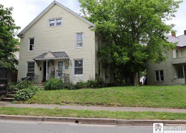 Property at 529 Crescent St #2, Jamestown, NY 14701, 6 beds, 2 baths