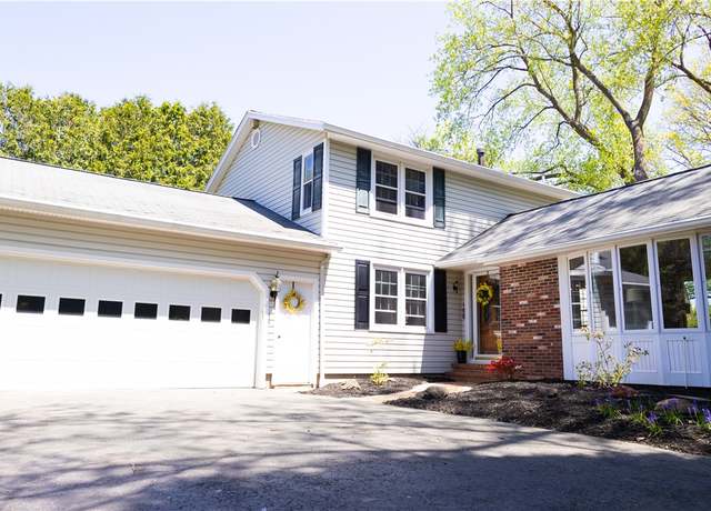Property at 100 Jackson Road Ext, Penfield, NY 14526, 3 beds, 2.5 baths