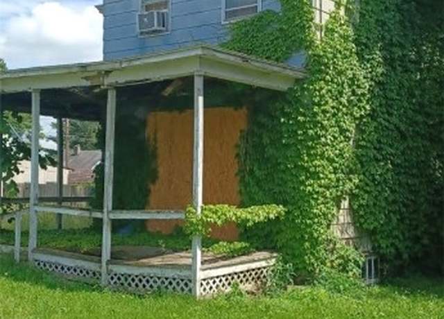 Property at 233 Mount Zoar St, Elmira-city, NY 14904, 4 beds, 1 bath