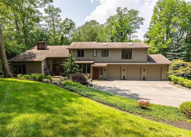 Property at 7 Hidden Brg, Perinton, NY 14534, 5 beds, 4.5 baths