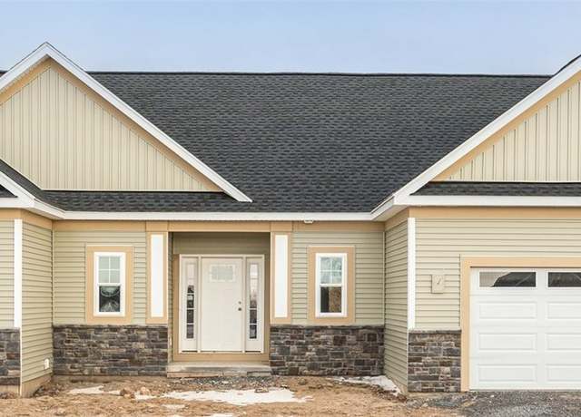 Property at 171 Blue Mountain Dr, Parma, NY 14468, 3 beds, 2.5 baths
