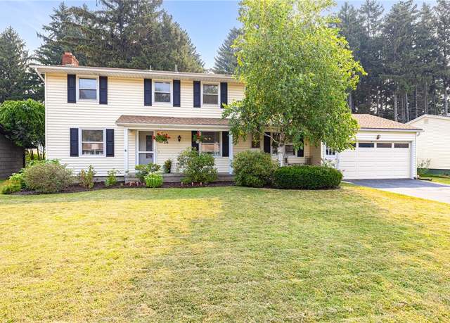 Property at 26 Astronaut Dr, Irondequoit, NY 14609, 4 beds, 1.5 baths