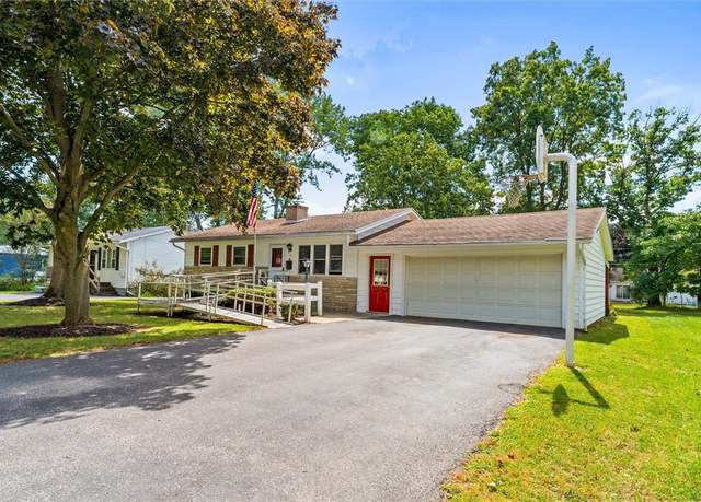 Property at 30 East Pkwy, Victor, NY 14564, 3 beds, 1.5 baths
