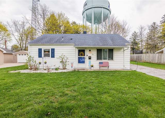 Property at 112 Pontiac St, Webster, NY 14580, 2 beds, 1 bath