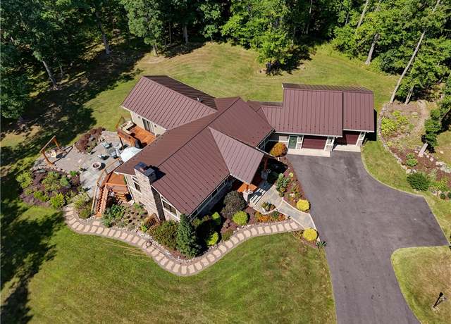 Property at 1841 Hickory Ln, Mendon, NY 14472, 4 beds, 2.5 baths