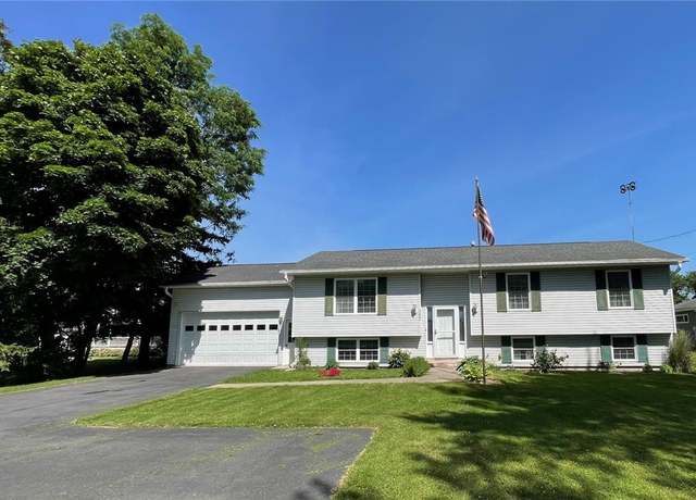 Property at 3667 State Route 364, Gorham, NY 14424, 3 beds, 2.5 baths