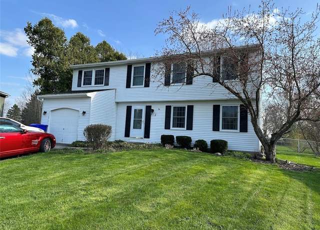 Property at 7 Barringer Dr, Hamlin, NY 14464, 4 beds, 1.5 baths