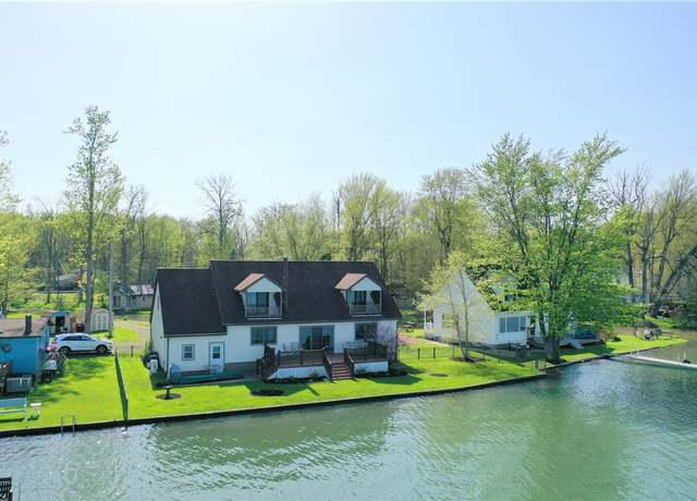 Property at 5896 W Lake Rd, Fleming, NY 13021, 3 beds, 2.5 baths