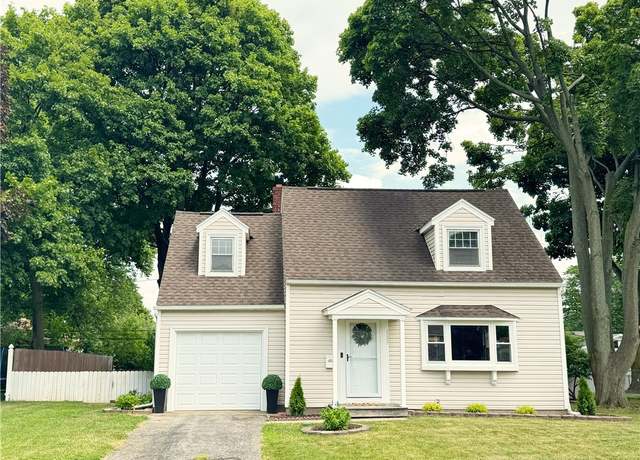 Property at 127 Newfield Dr, Greece, NY 14616, 3 beds, 1.5 baths