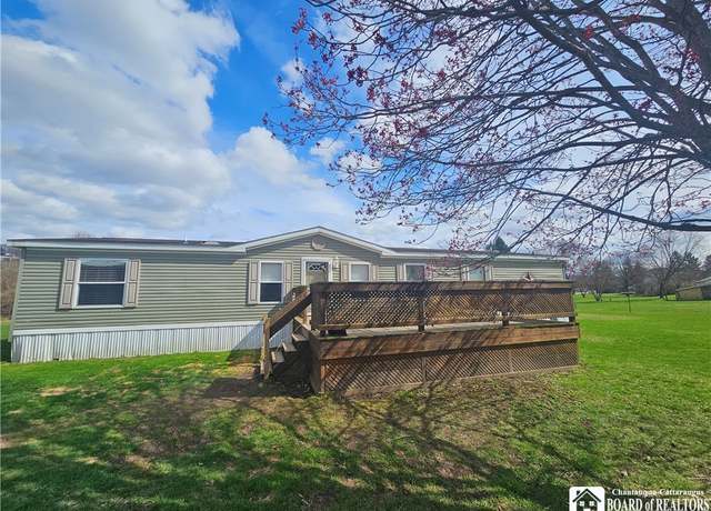 Property at 5310 Maple Ln, Cuba, NY 14727, 3 beds, 2 baths