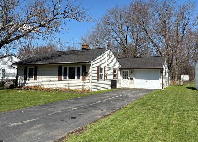 Property at 13 Wycliffe Rd, Waterloo, NY 13165, 3 beds, 1 bath