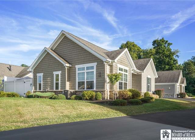 Property at 5665 Southwestern Blvd Unit 31C, Hamburg, NY 14075, 2 beds, 2 baths
