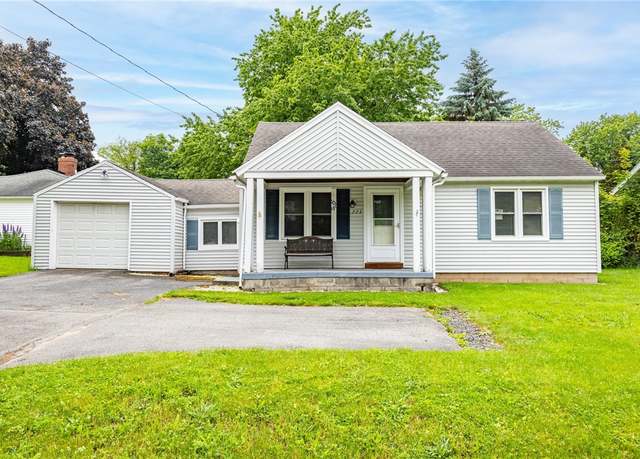 Property at 223 South Ave, Parma, NY 14468, 2 beds, 1 bath