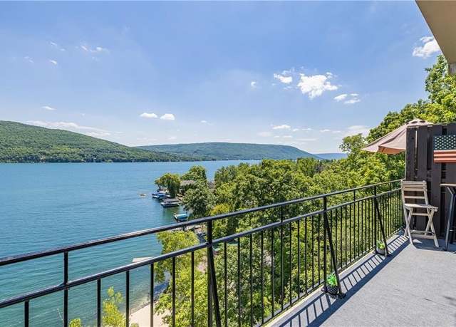 Property at 3 Cliffside Dr, South Bristol, NY 14424, 2 beds, 1.5 baths