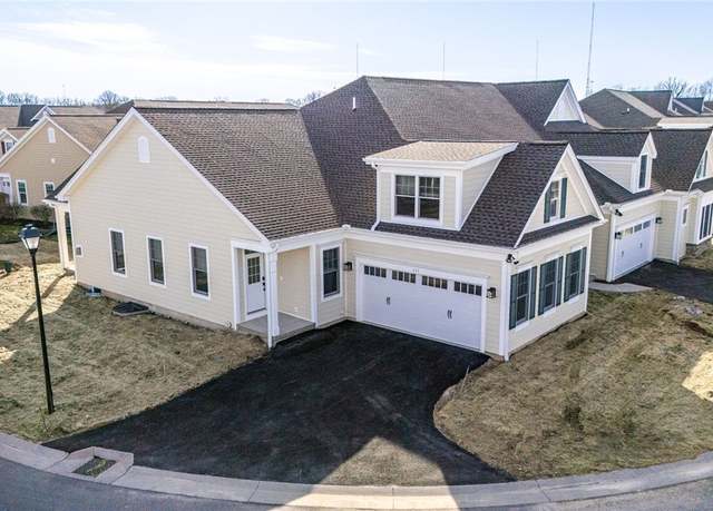 Property at 235 Bretlyn Cir, Brighton, NY 14618, 3 beds, 3 baths