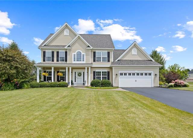 Property at 6237 Pheasants Xing, Farmington, NY 14425, 5 beds, 3.5 baths