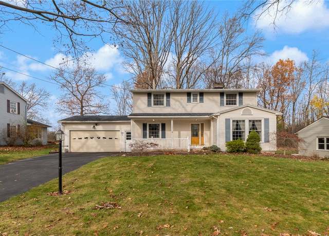 Property at 88 Holiday Ln, Canandaigua-city, NY 14424, 4 beds, 2.5 baths